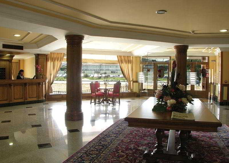 Hotel II Castillas Ávila Interior foto